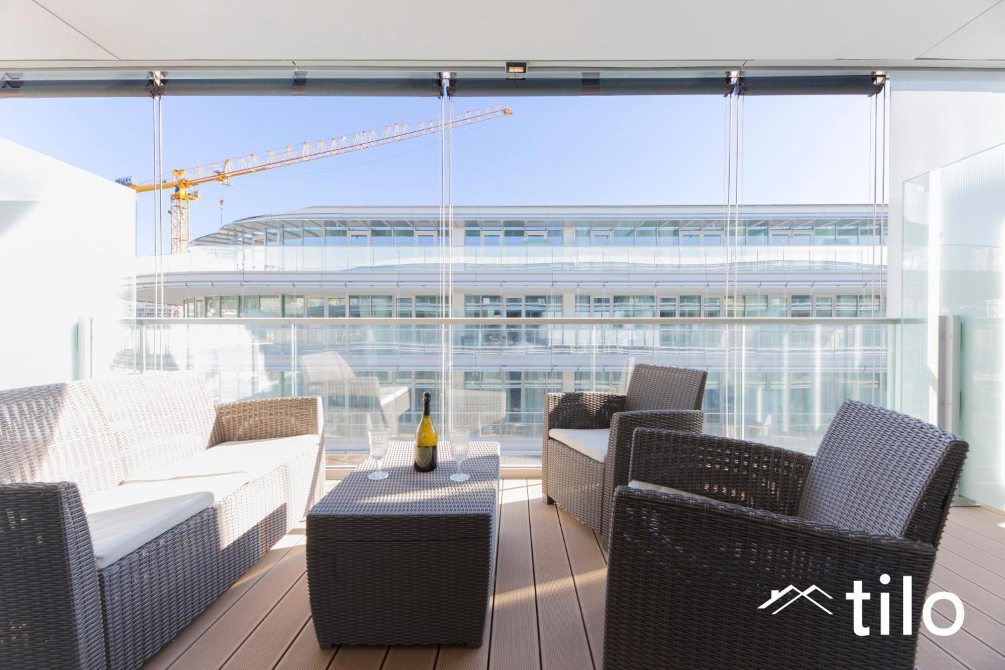 Waterfront Luxury Studio, Free Parking, Ac, Netflix & Wifi By Tilo Lux Genua